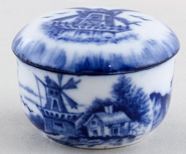 Miniature Pot with Cover c1900